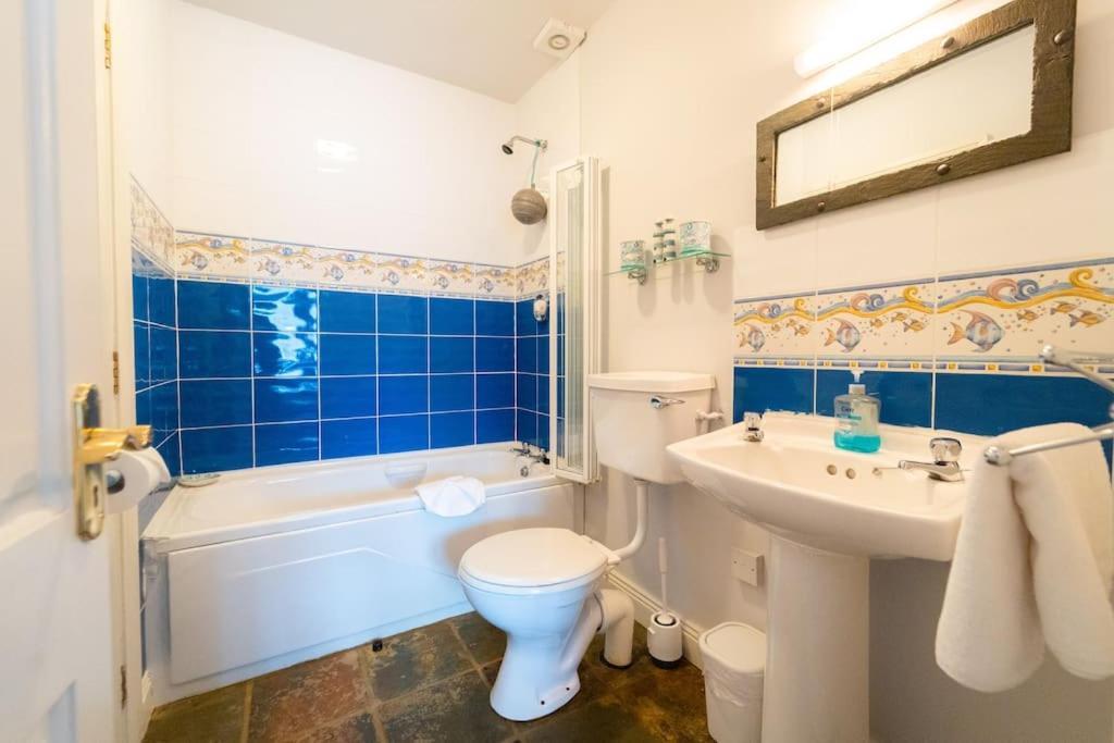 The Haven Dingle, Self Catering Accommodation Екстериор снимка